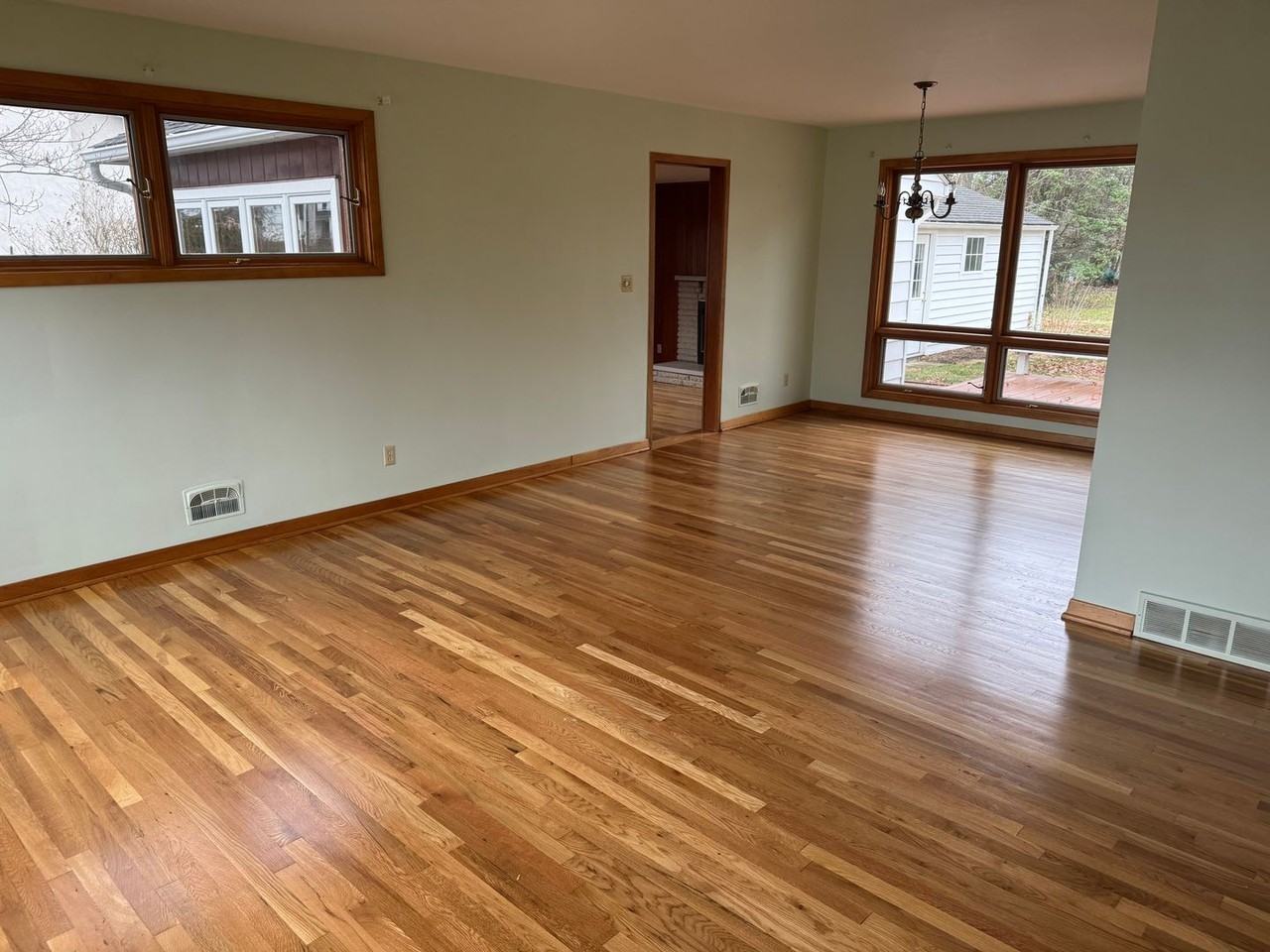 2527 Wickliffe Rd - Photo 3 of 24