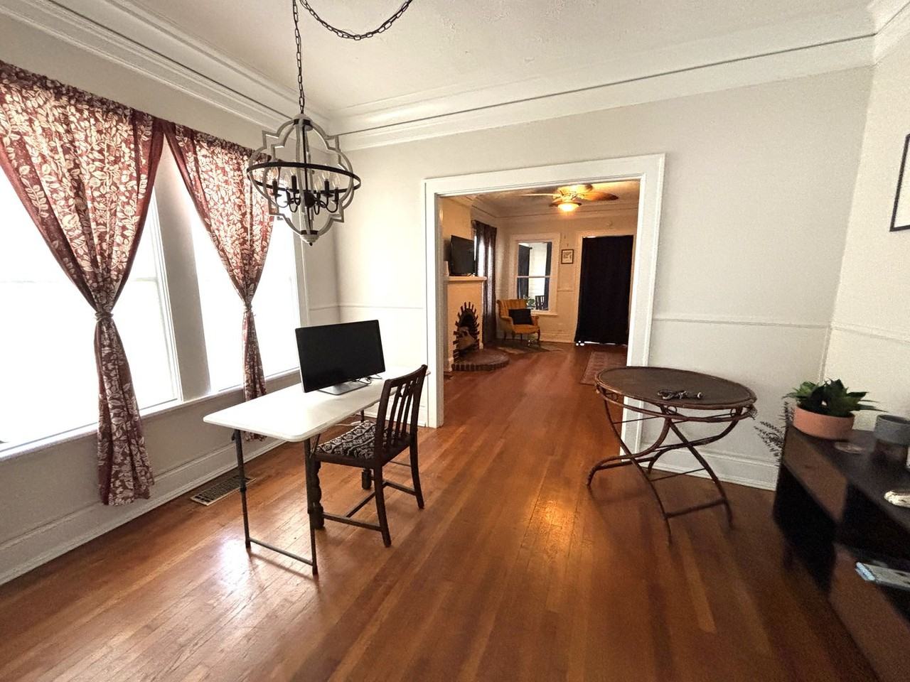 308 Albany Ave - Photo 6 of 17