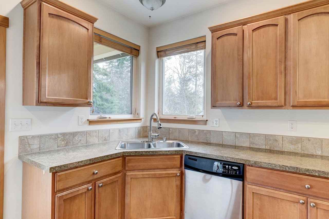 2881 Sw Berwick Dr - Photo 4 of 28