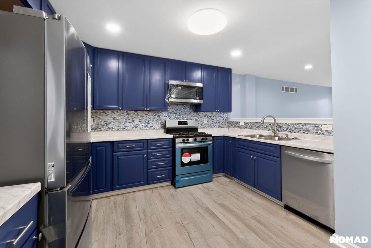 243 Northdown Dr - Photo 4 of 32