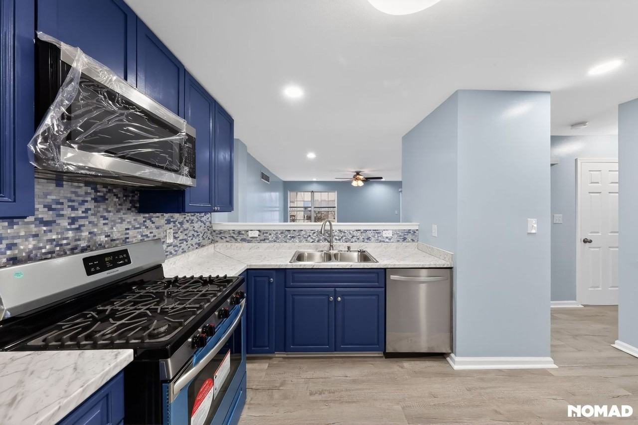 243 Northdown Dr - Photo 7 of 32