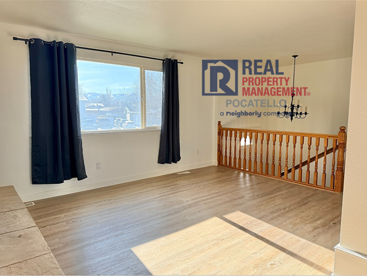 1688 Lancaster St - Photo 7 of 30