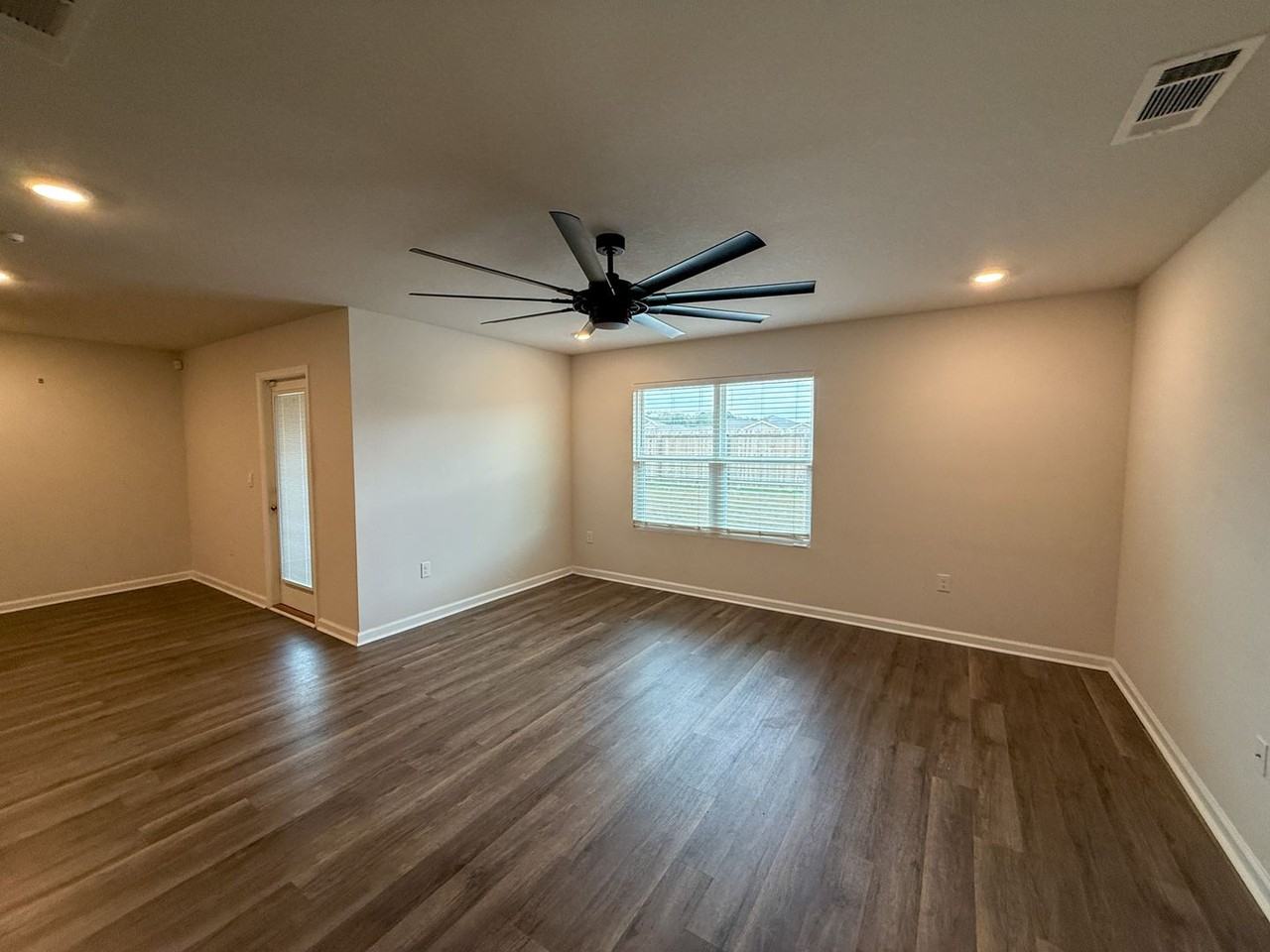 4424 White Cedar Ct - Photo 6 of 21