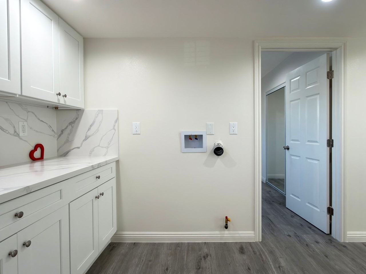 5970 Locust Ave #A - Photo 3 of 15