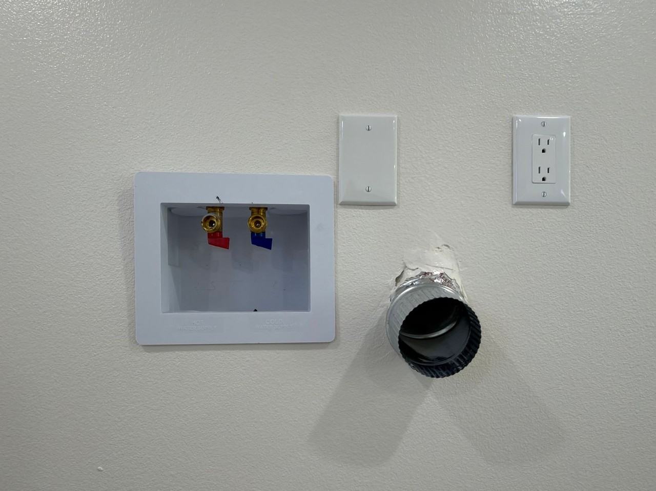 5970 Locust Ave #A - Photo 6 of 15