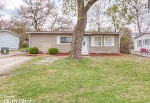 148 Saint James Ln - Photo 1 of 1