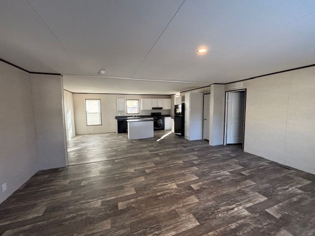 5952 Yale Ave - Photo 3 of 13