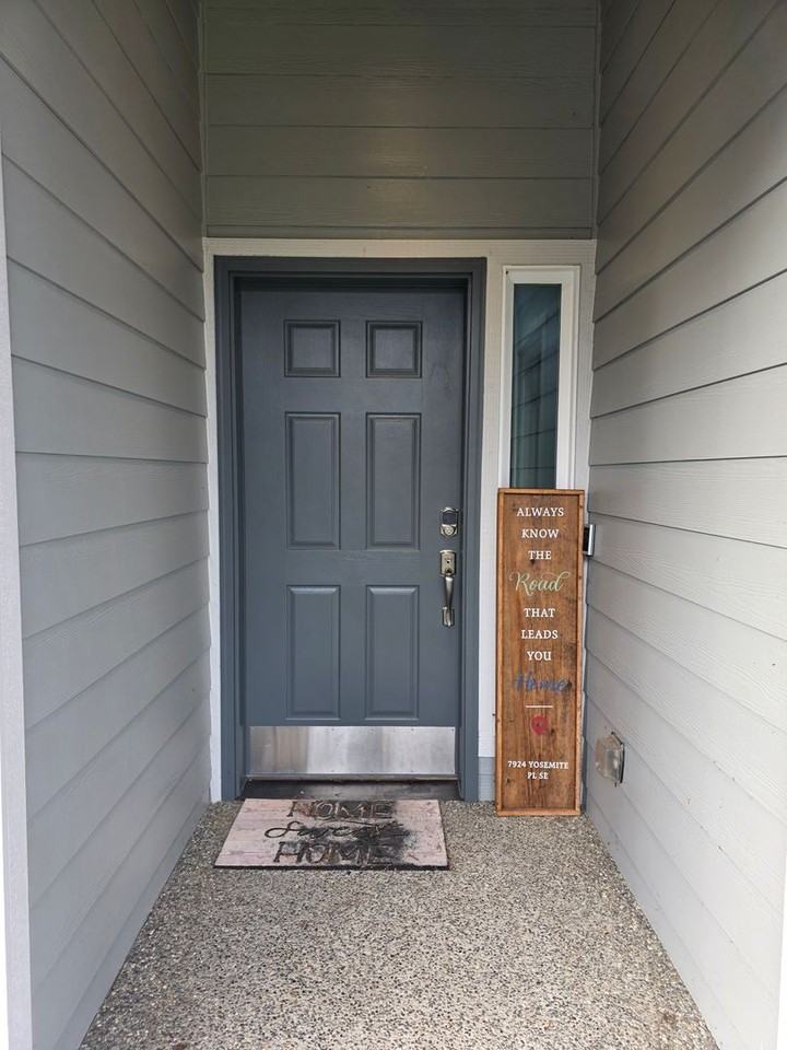 1371 Baker Heights Loop - Photo 2 of 34