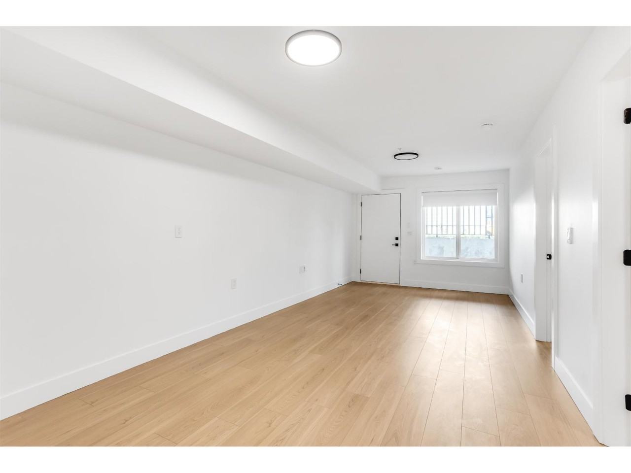 20963 83 Avenue - Photo 3 of 6