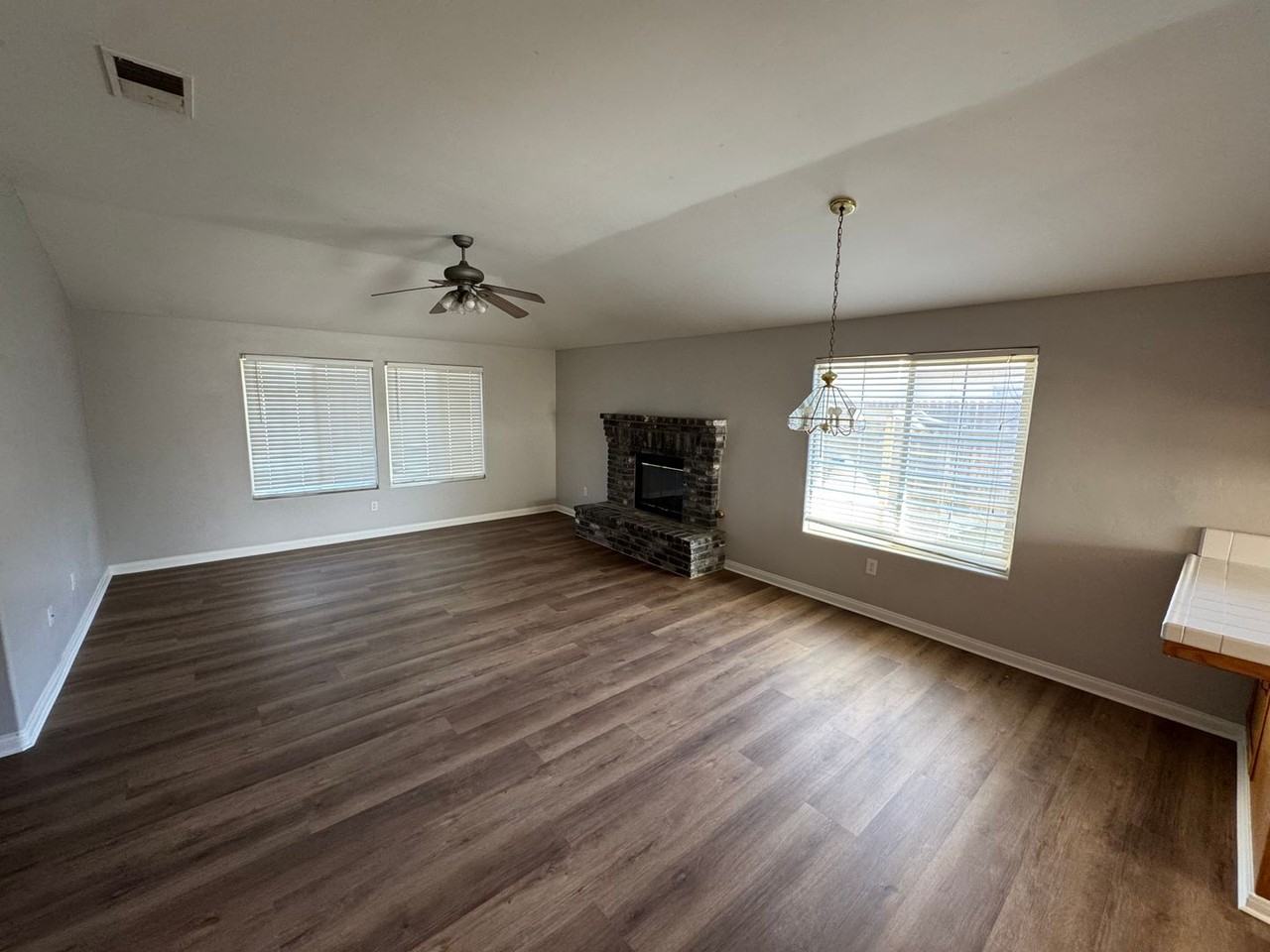 5815 Pine Canyon Dr - Photo 3 of 14