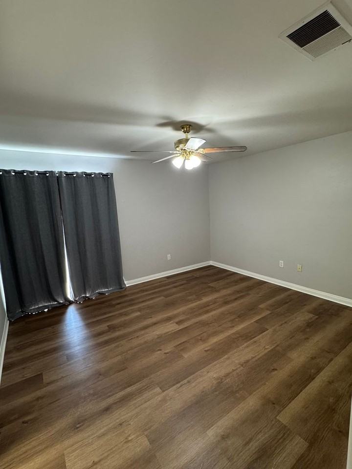 5815 Pine Canyon Dr - Photo 4 of 14