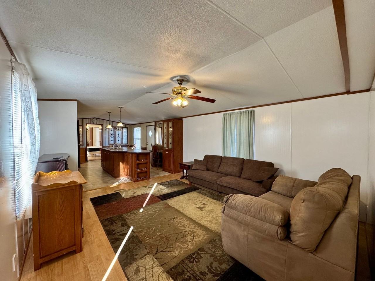 5167 Jefferson St - Photo 2 of 21