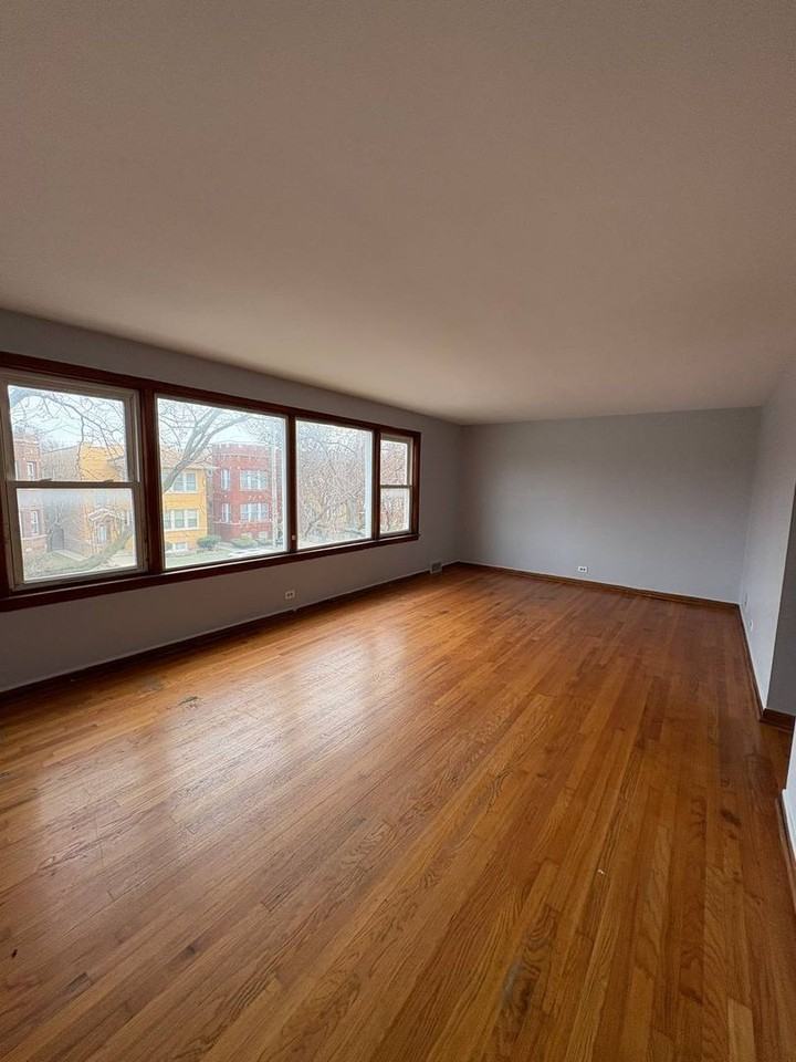 1322 N Austin Blvd - Photo 7 of 7