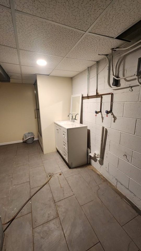 2630 N 70th St - Photo 7 of 16