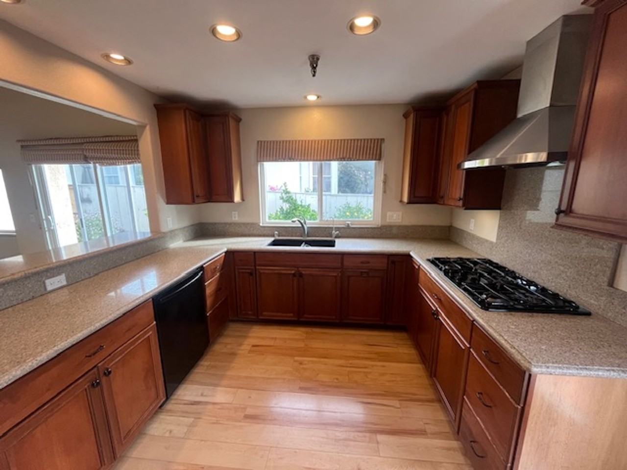 4361 Poinsettia St - Photo 7 of 23