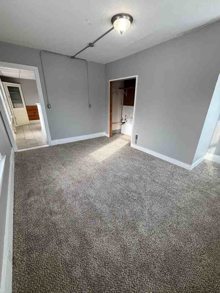 814 16th St S - Photo 4 of 10