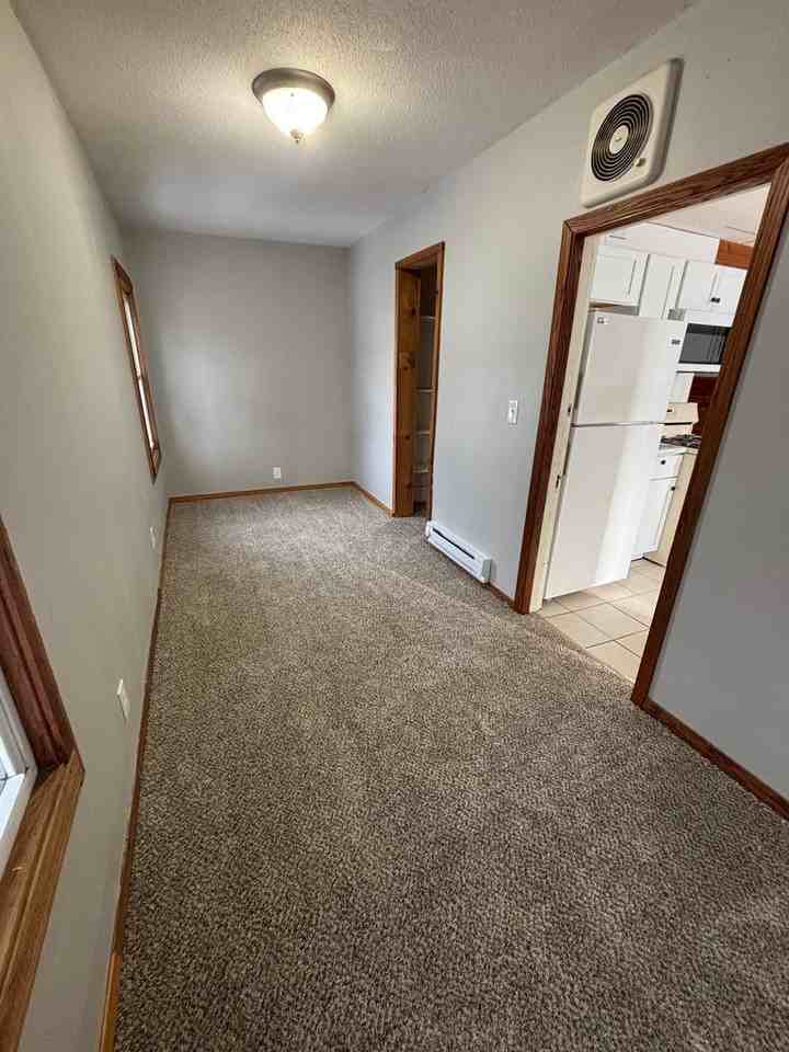 814 16th St S - Photo 5 of 10