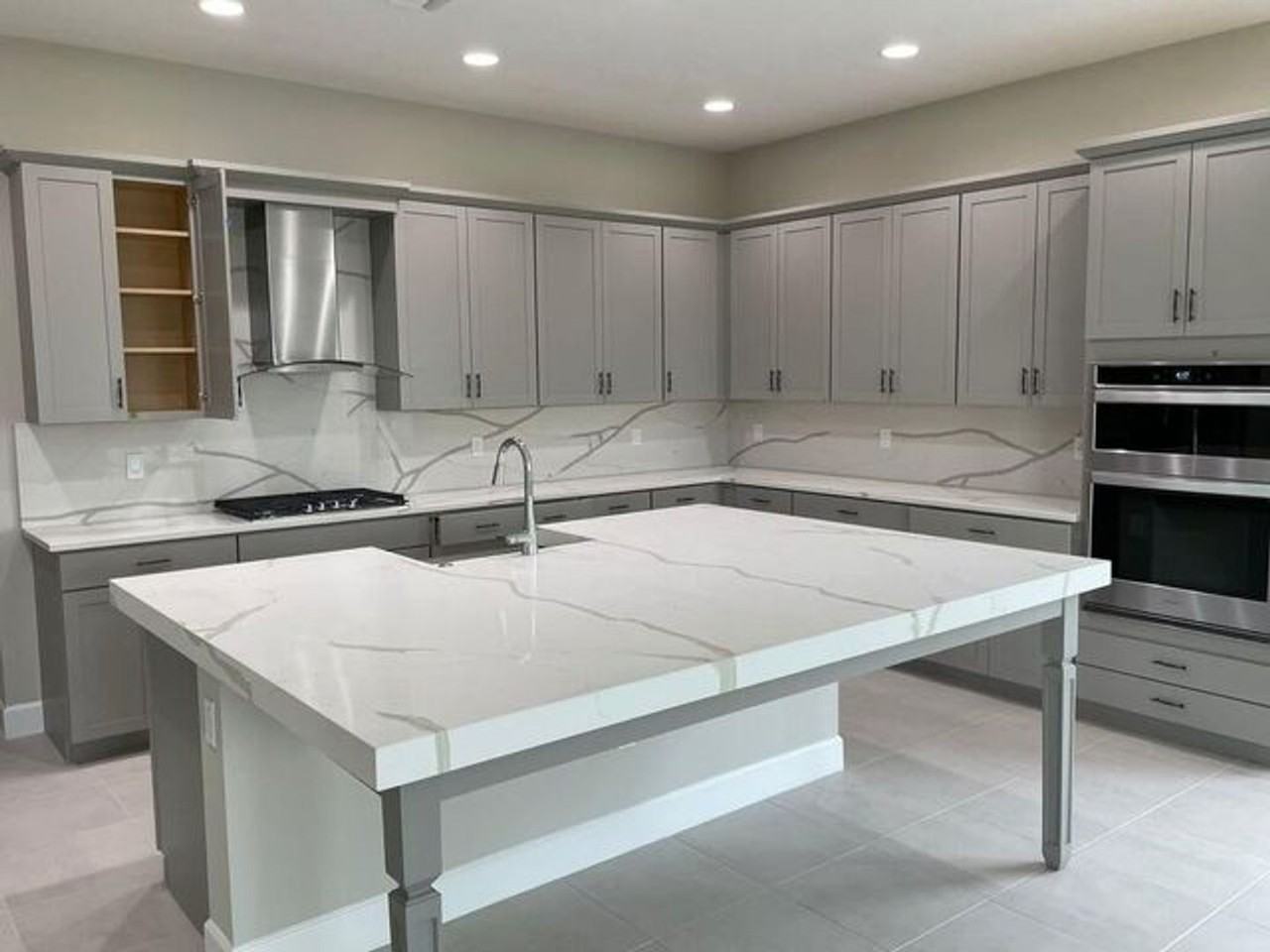 15956 Orchard Dr - Photo 2 of 12