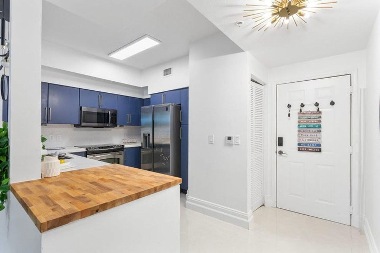 804 804 E Windward 207 Way 207 - Photo 3 of 14