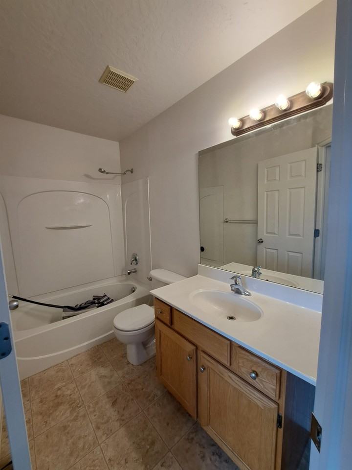 1808 W Center St #1 - Photo 3 of 28