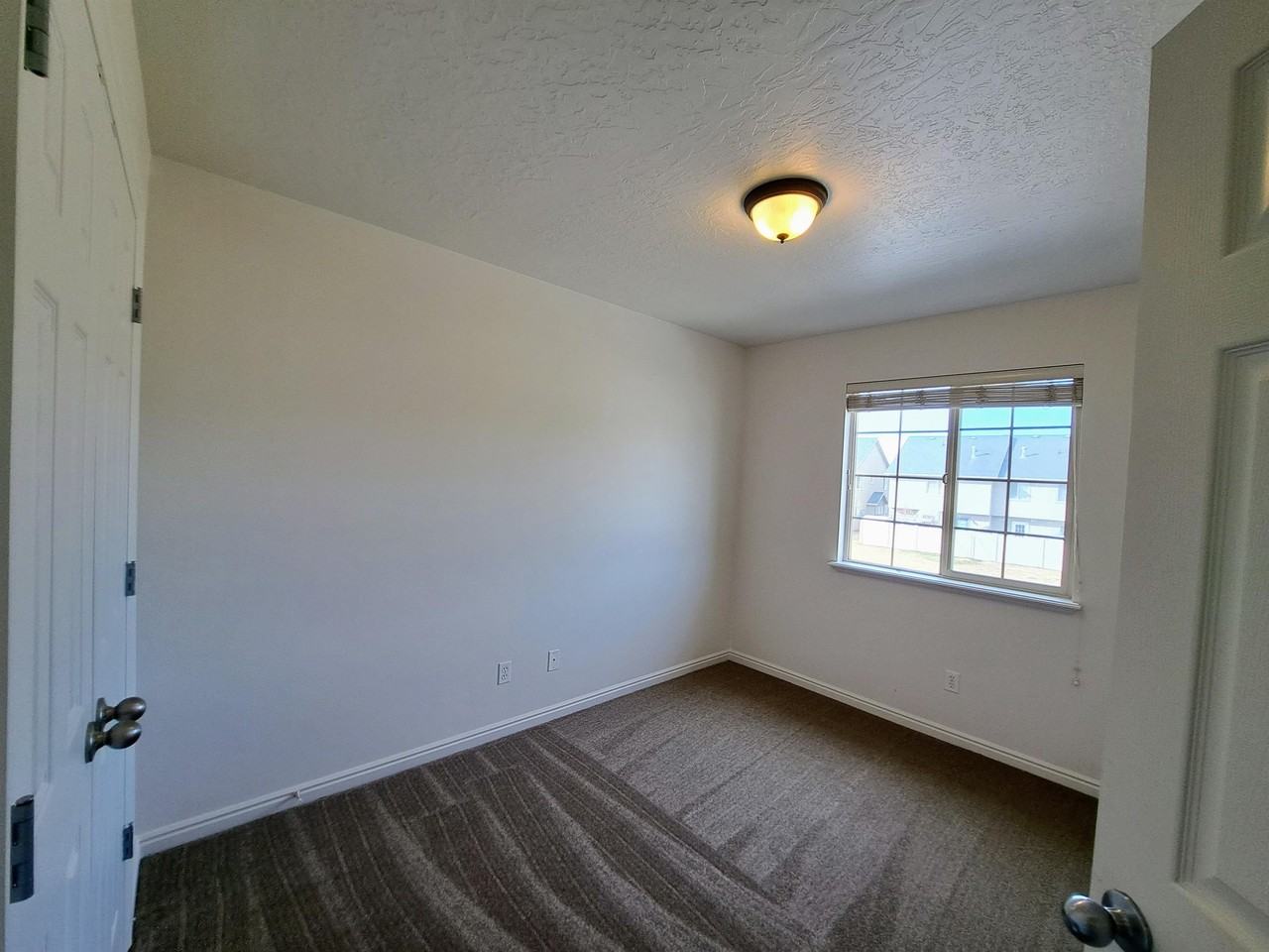 1808 W Center St #1 - Photo 5 of 28