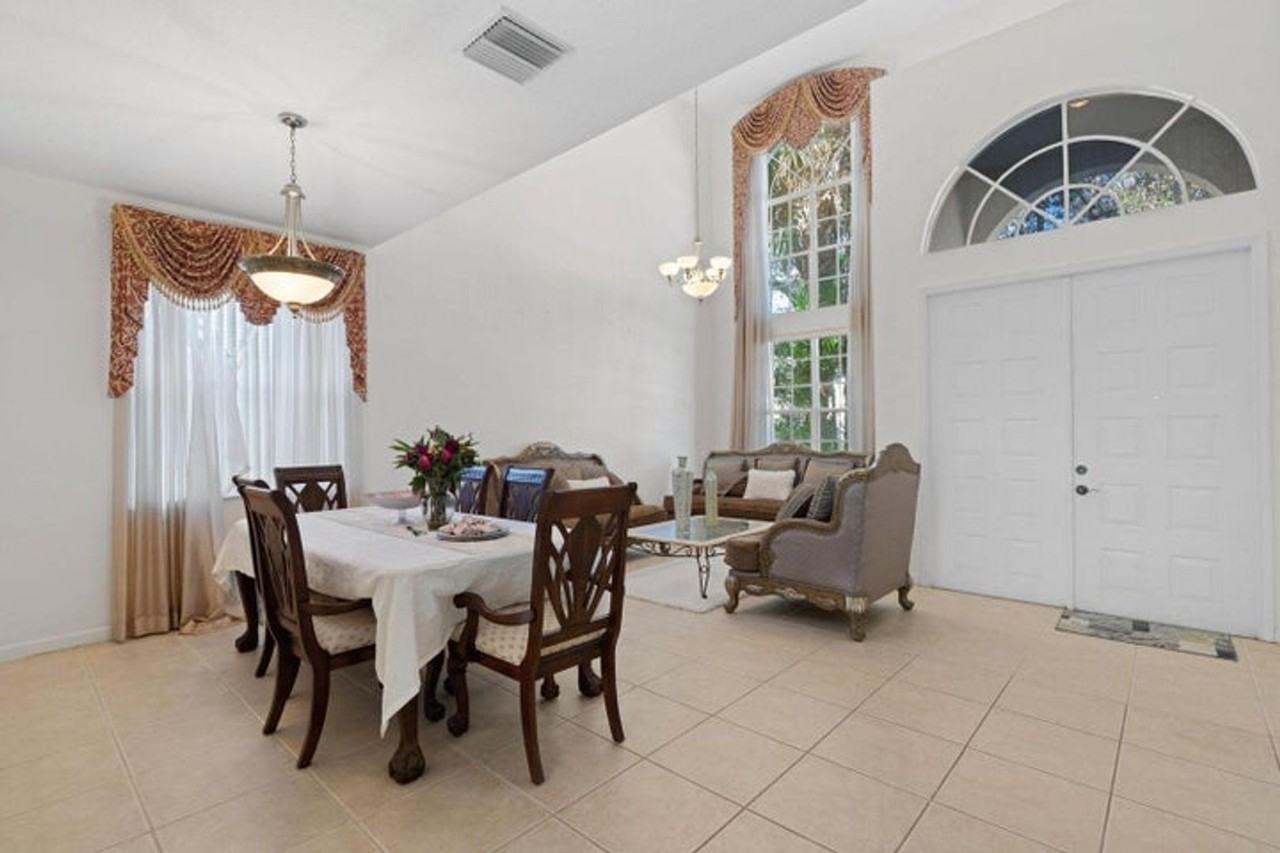 315 Berenger Walk - Photo 3 of 15