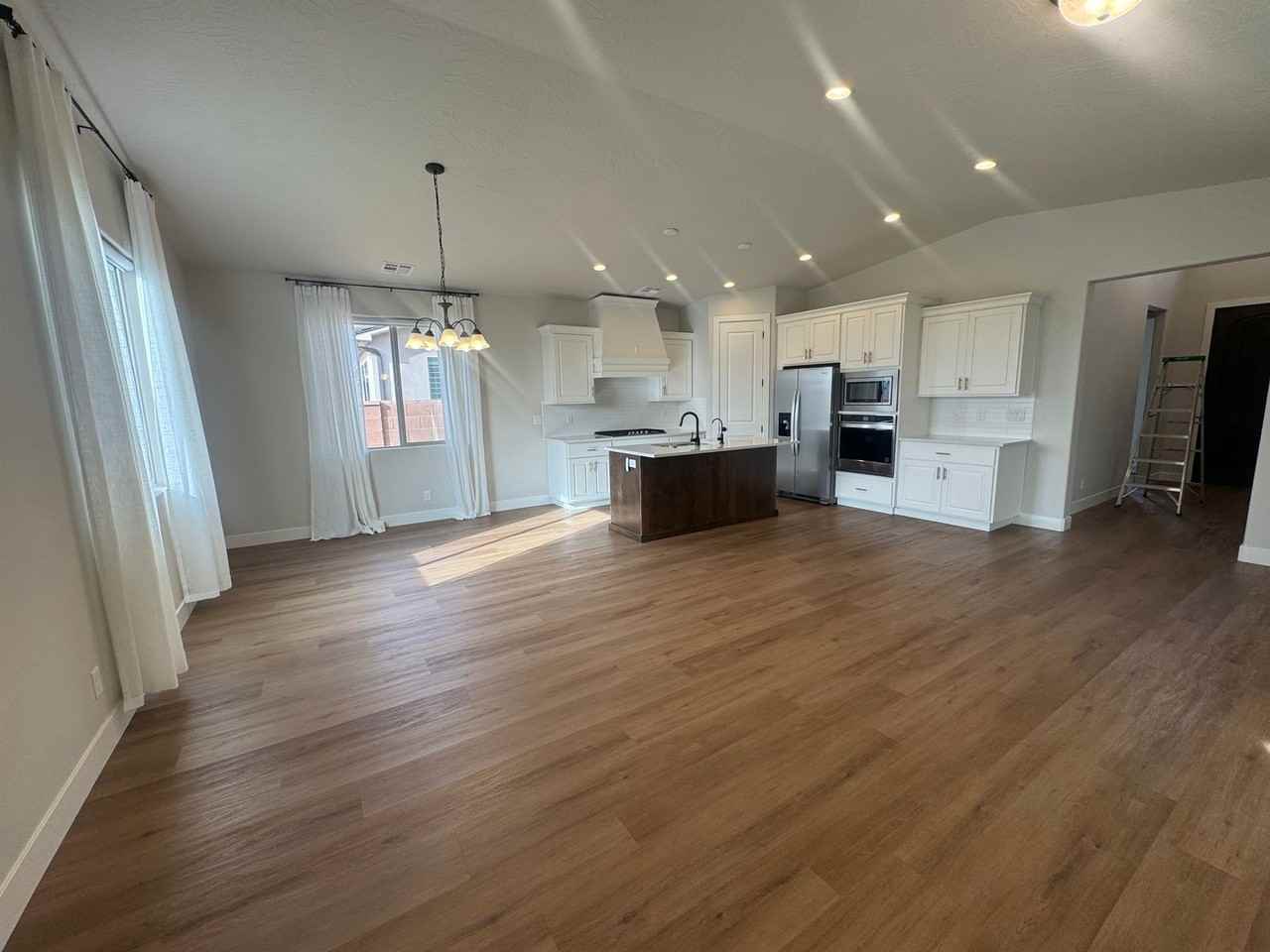 361 W Camino Borde - Photo 6 of 35