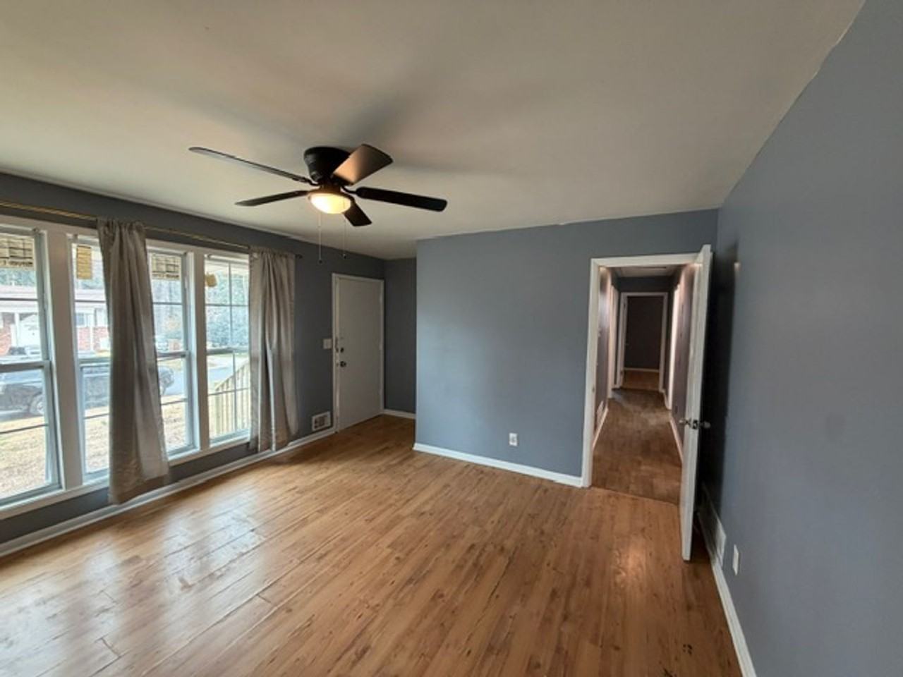 1364 Stoneham Ct - Photo 4 of 15