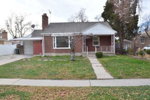 featured image of 861 N American Beauty Dr