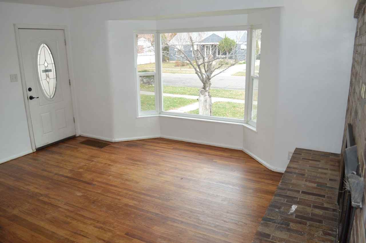 861 N American Beauty Dr - Photo 6 of 50