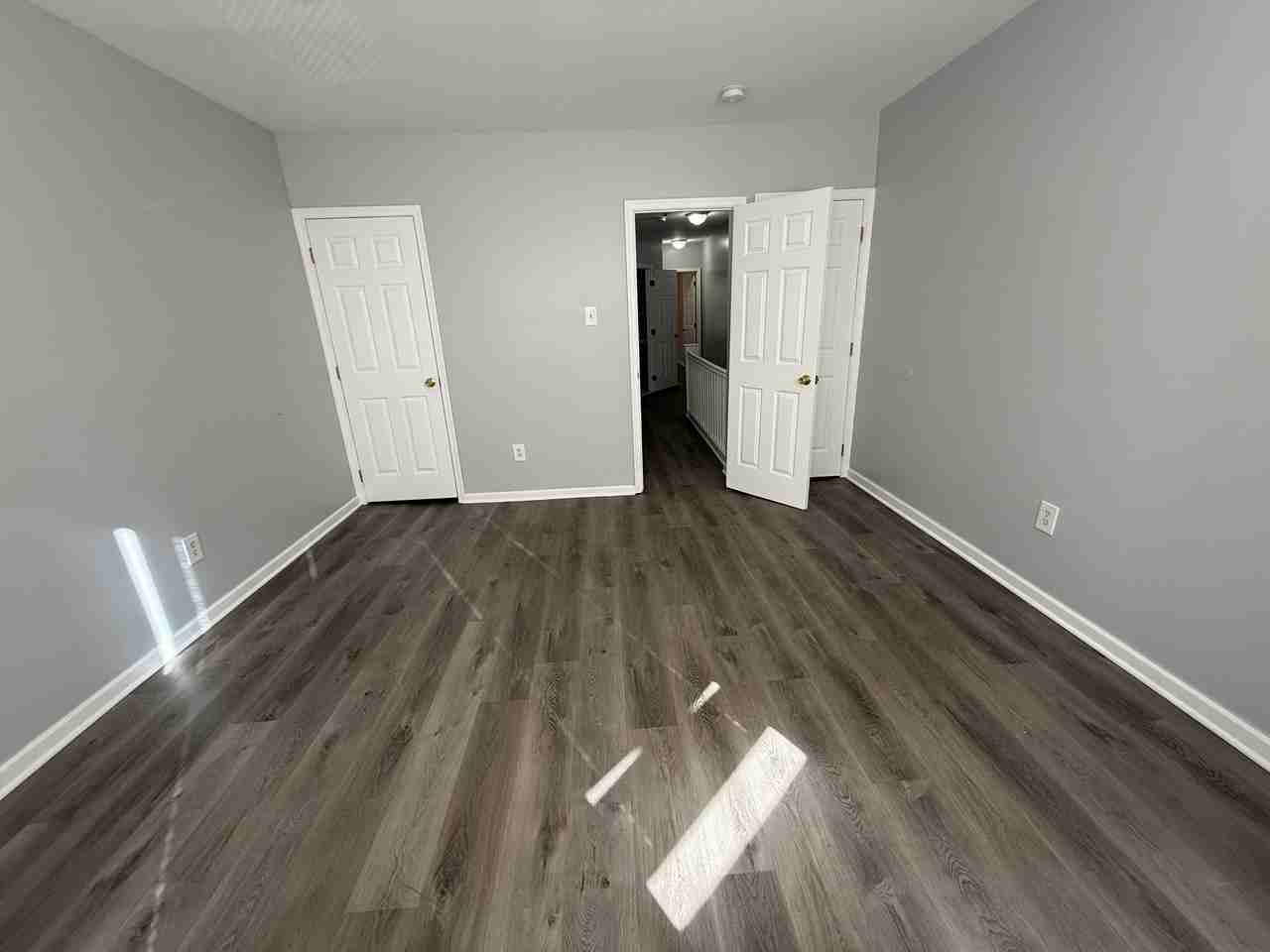 1138 Princess Ave - Photo 2 of 23