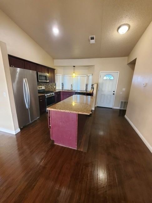 1152 Kimball Ln - Photo 7 of 11