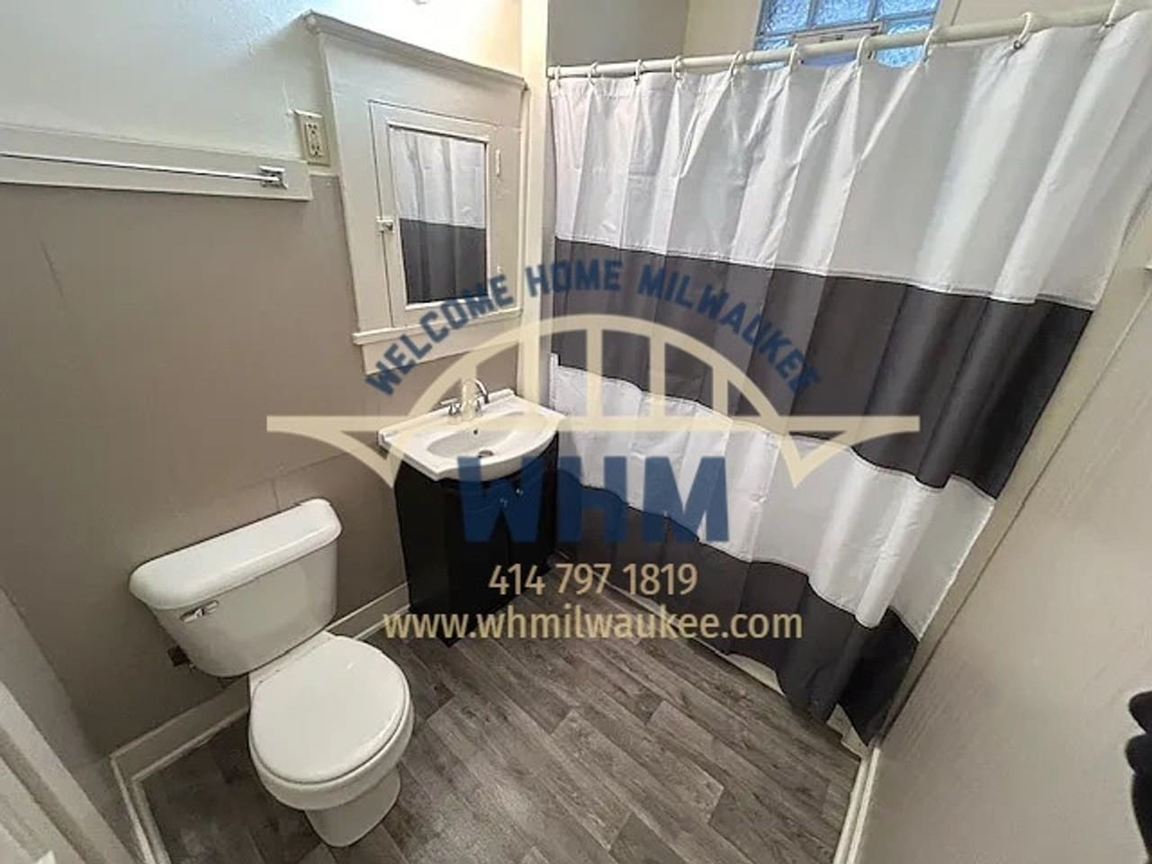 2934 N Bremen St - Photo 4 of 8