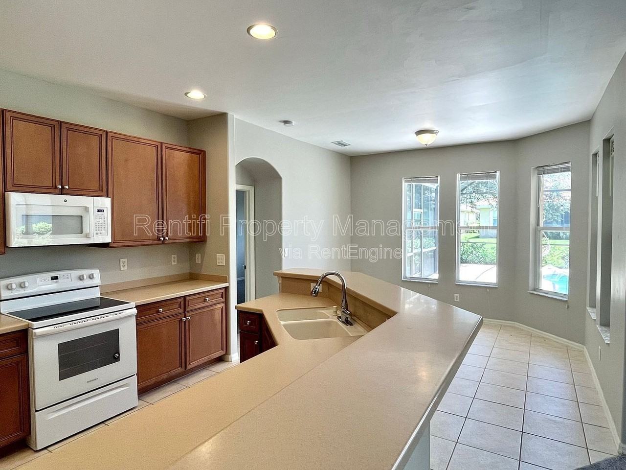 13062 Sail Away St - Photo 4 of 24