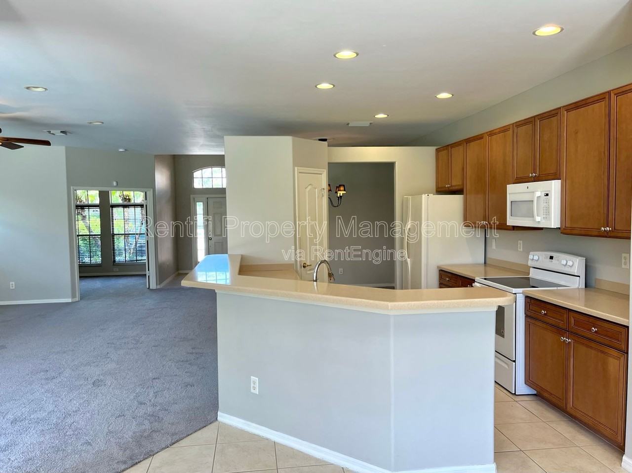 13062 Sail Away St - Photo 5 of 24