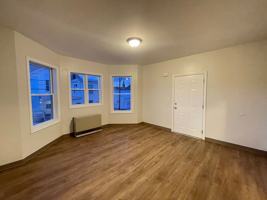featured image of 461 Beech St #2