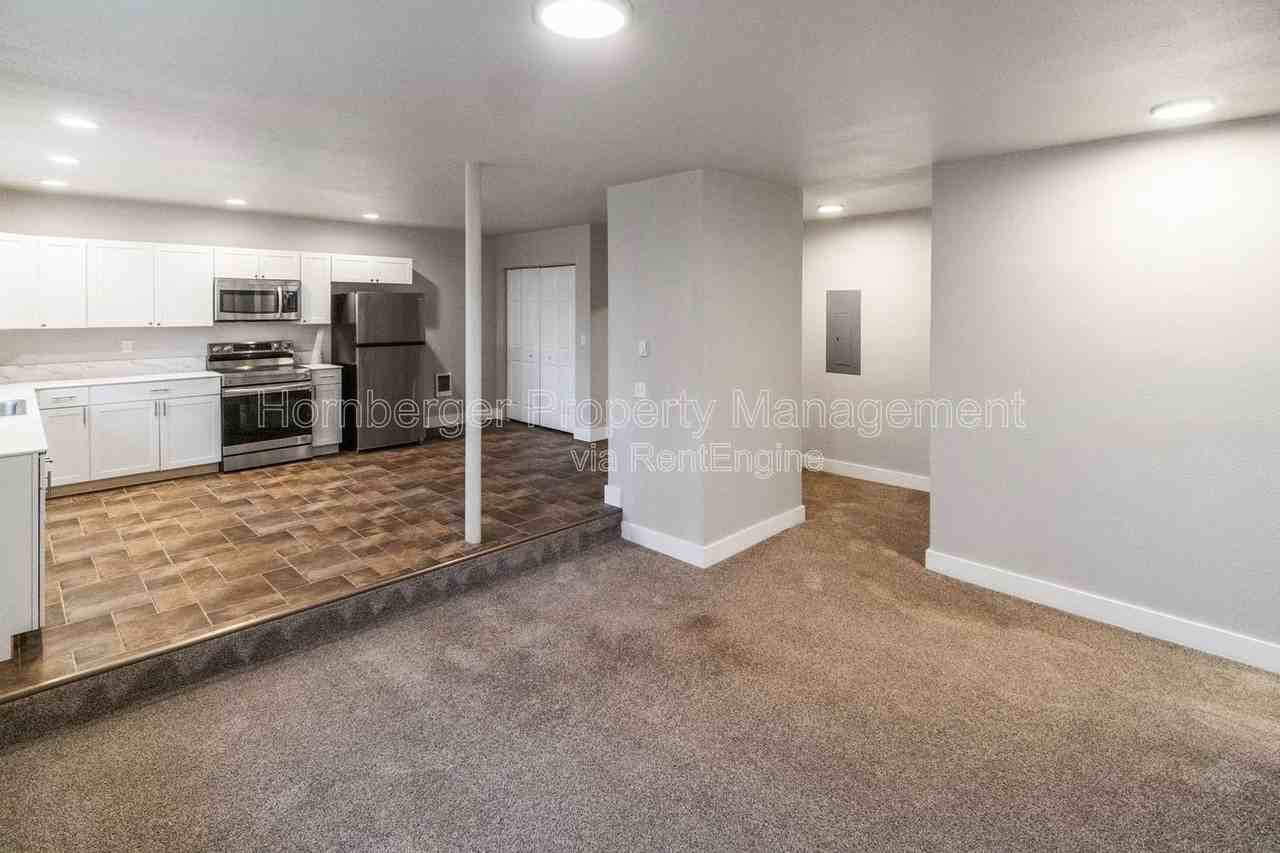 2229 E Boone Ave #A - Photo 6 of 20