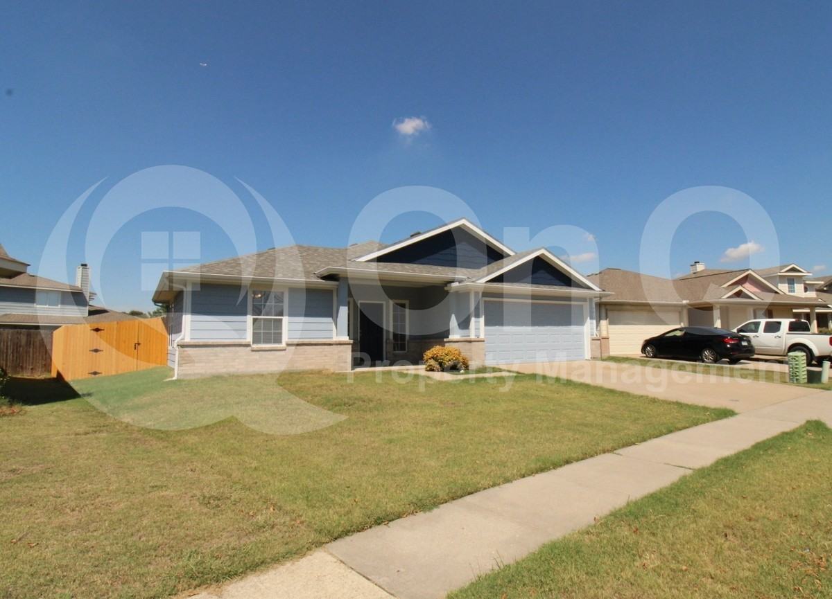 9612 Thomas Jefferson Dr - Photo 2 of 19