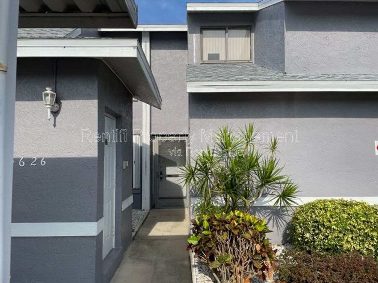 4626 Se 5th Pl #103 - Photo 7 of 36