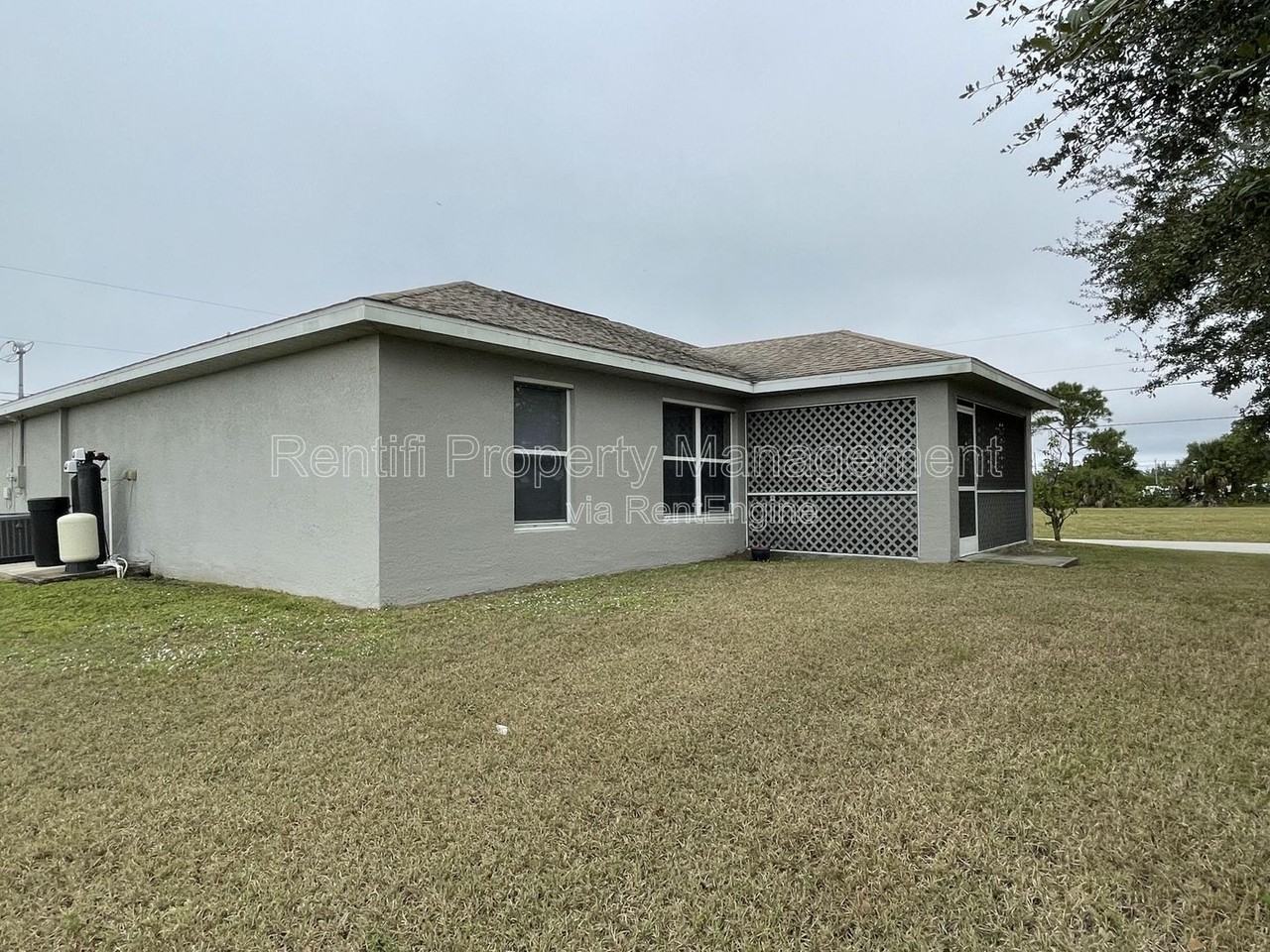 1429 Ne 5th Ave - Photo 4 of 31