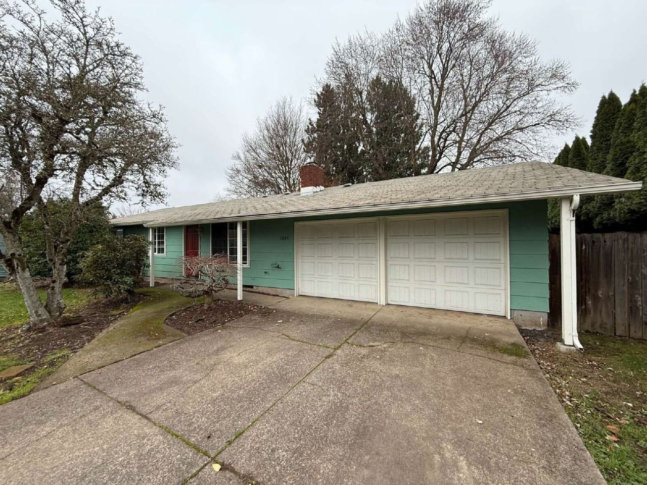 2485 York St - Photo 2 of 19