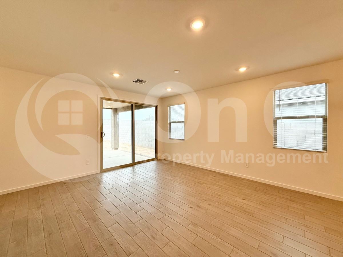 4195 W Monika Ln - Photo 6 of 23