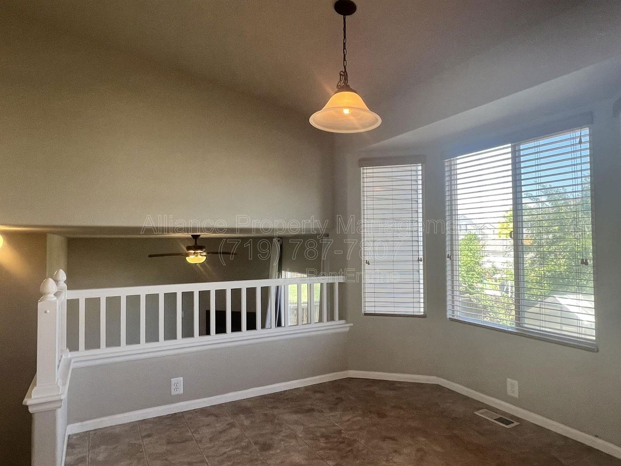 7368 Glenburn Dr - Photo 6 of 35