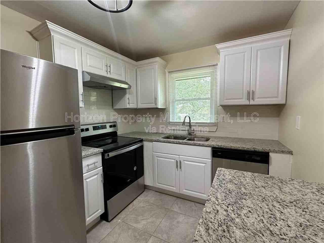 6057 Dodgen Rd Sw - Photo 5 of 24