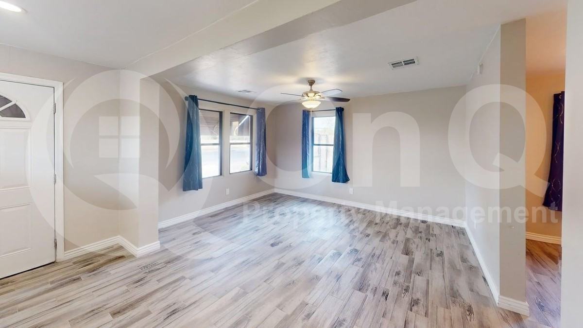 3420 N Los Altos Ave - Photo 5 of 19