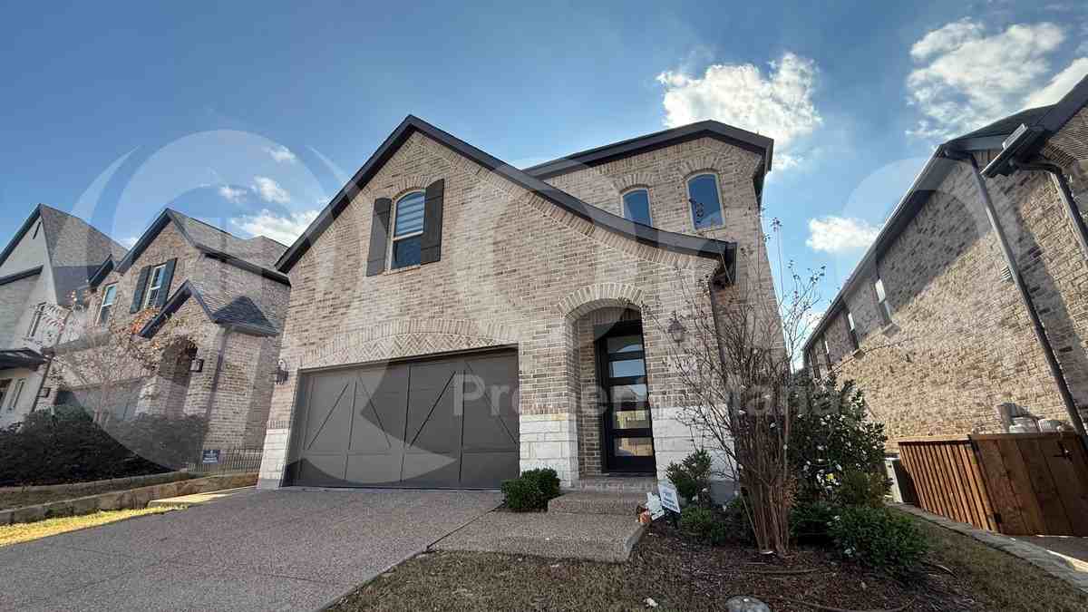 1728 Tallwich Dr - Photo 2 of 31