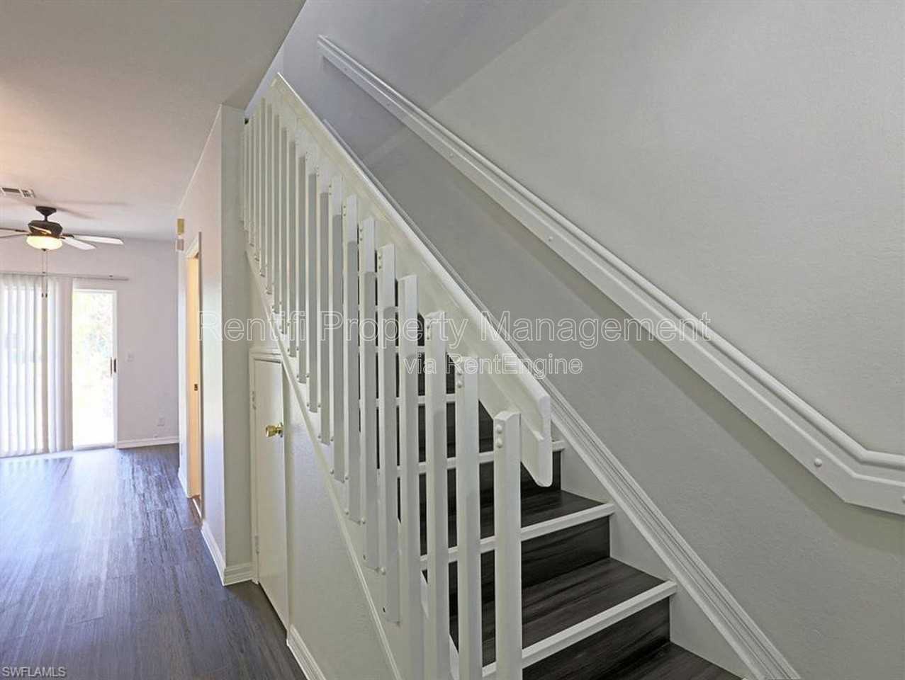 10036 Poppy Hill Dr - Photo 5 of 25