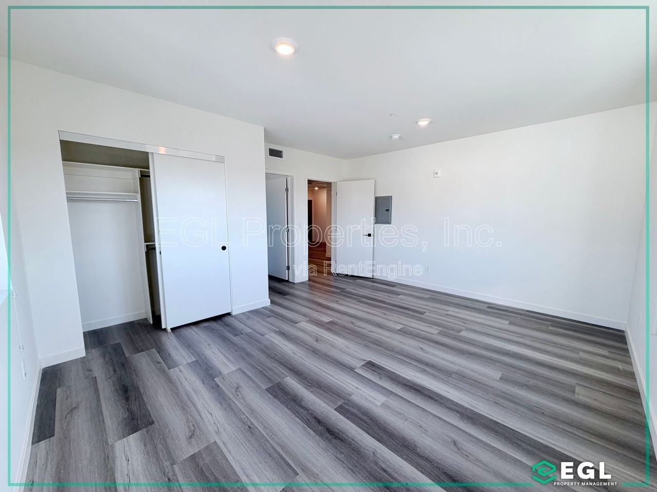 10505 Hawthorne Blvd #310 - Photo 7 of 20