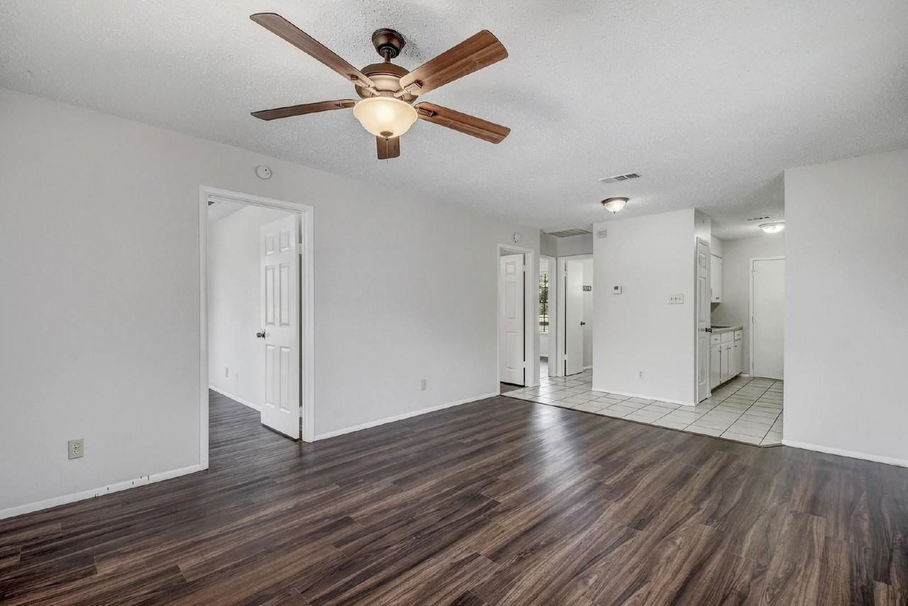 4806 Russet Hill Dr - Photo 6 of 25