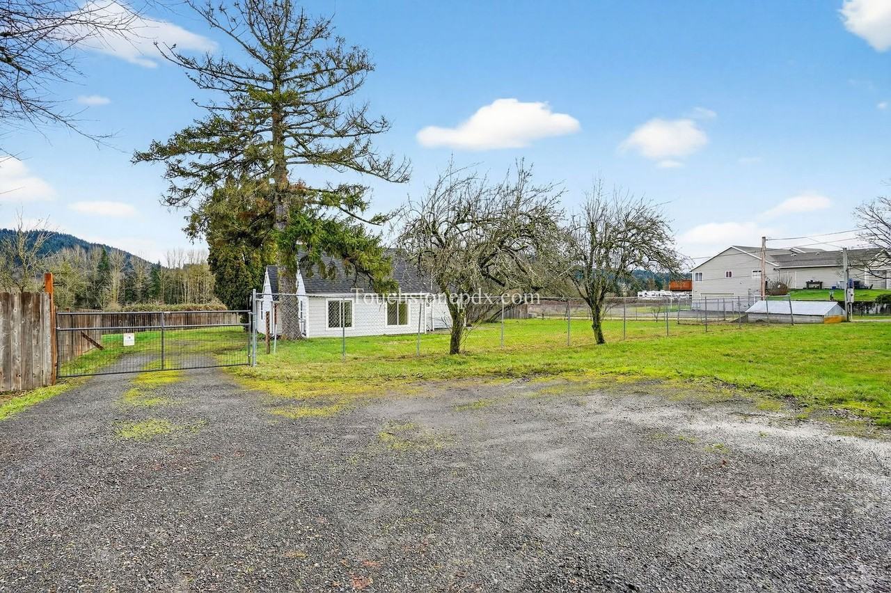 10022 Se 172nd Ave - Photo 2 of 47